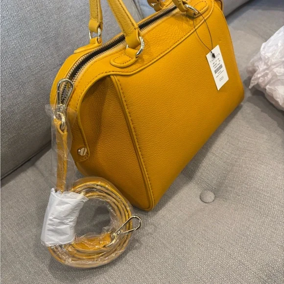 Yellow Leather Handbag for Spring + Summer - Picture 4 of 6
